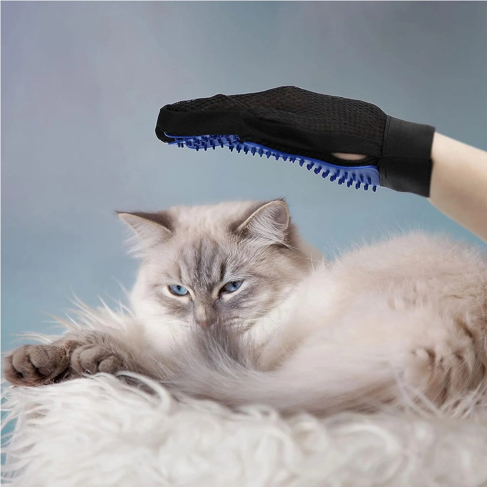 Gentle De-Shedding Gloves for Happy, Clean Pets